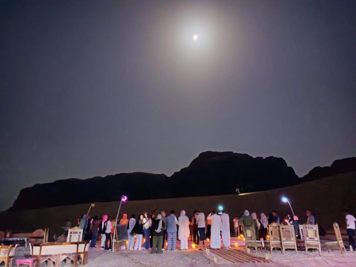 ホテル Mozoon Camp ワディ ・ラム エクステリア 写真